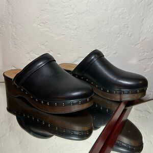 Madewell The Cecily Clog black leather